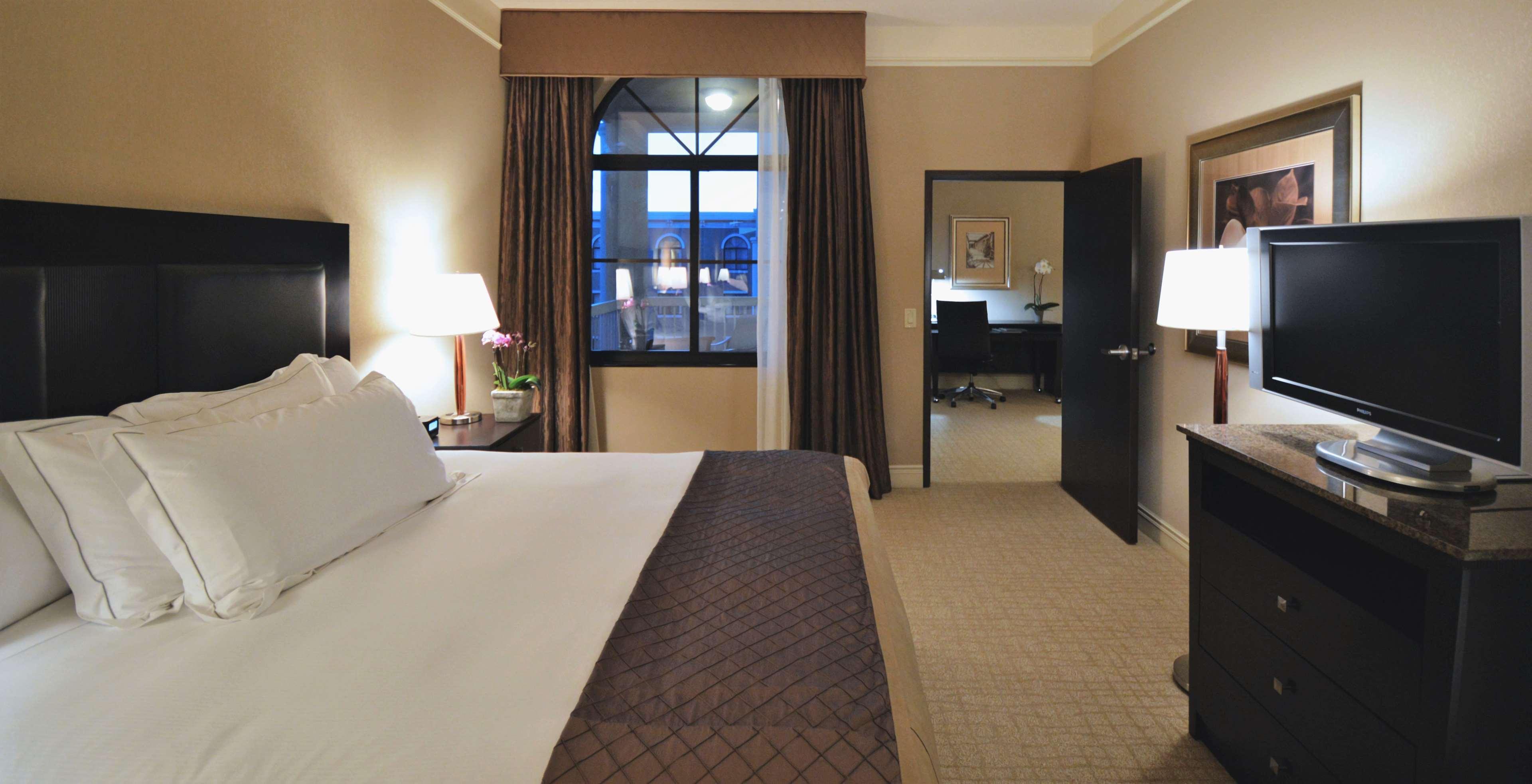 Hilton Dallas Southlake Town Square Buitenkant foto